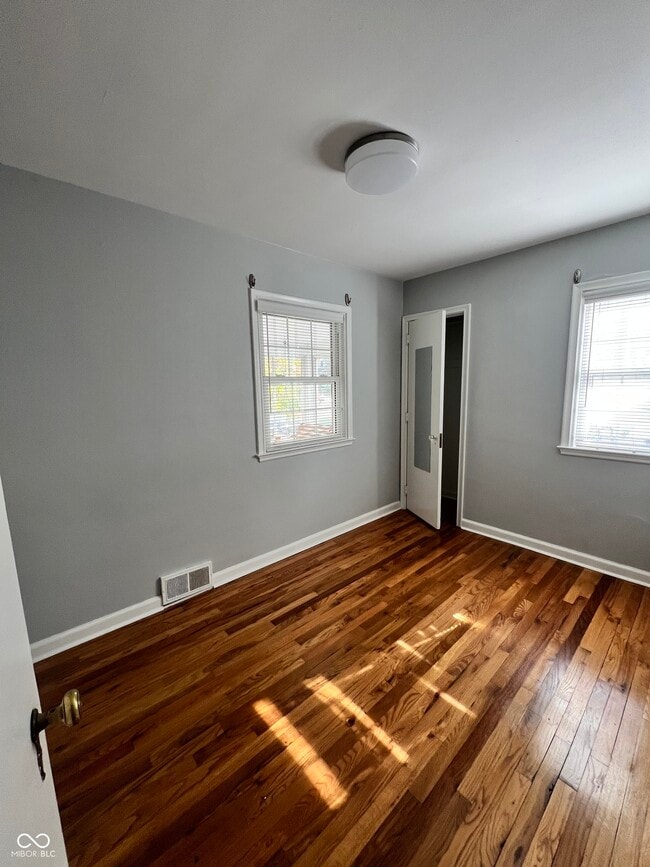 Building Photo - 4728 Boulevard Pl