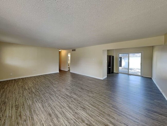 Building Photo - 164 Fairwood Dr