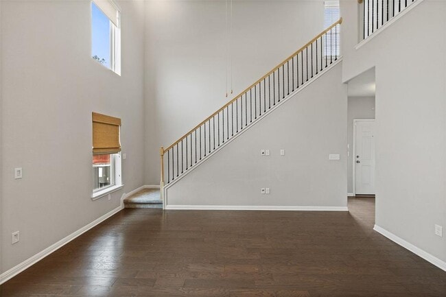 Building Photo - 1615 Airedale Rd