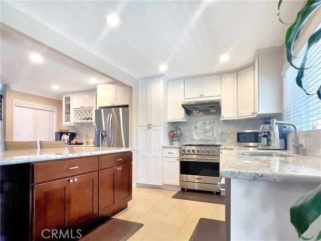 Building Photo - 17510 Vierra Ave