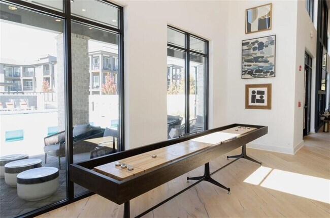 Building Photo - 305 Collins Industrial Way