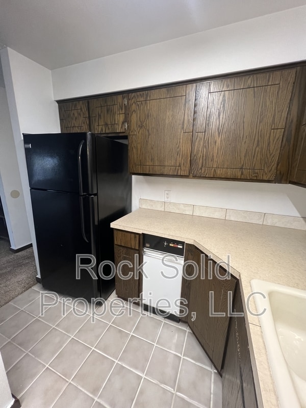 Building Photo - 3061 Reed Ave