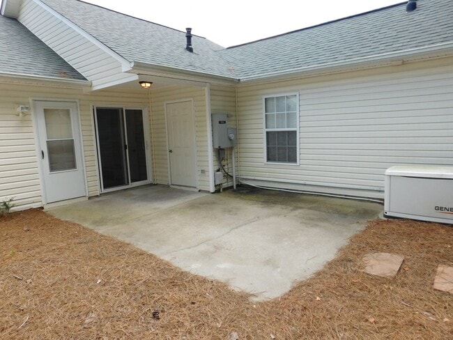 Building Photo - 225 Tobiano Dr