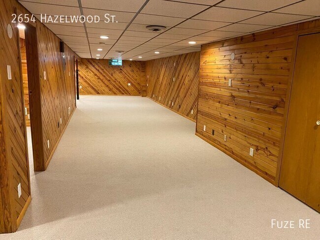 Building Photo - 2654 Hazelwood St