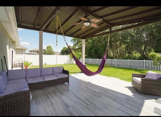 Building Photo - 1588 Diamond Loop Dr