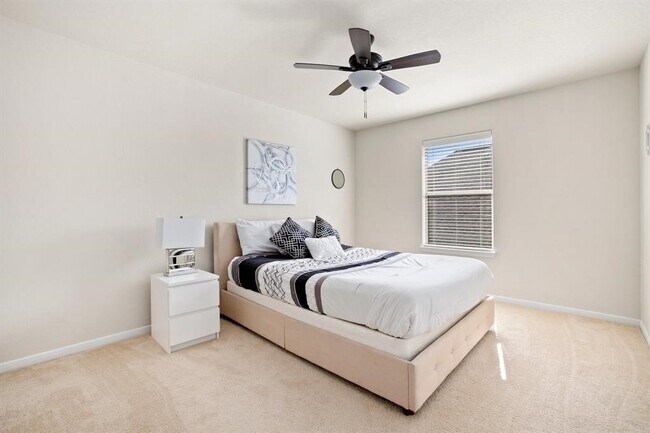 Building Photo - 24715 Nautical Mile Ln