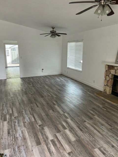 Building Photo - 1780 Greengate St