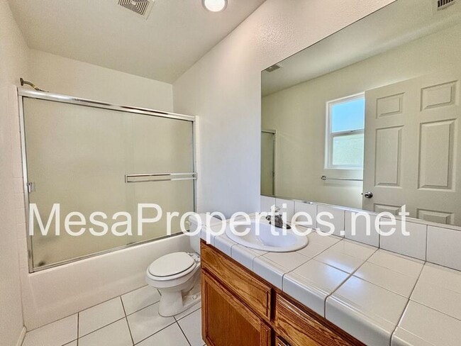Building Photo - 16814 Cactus St