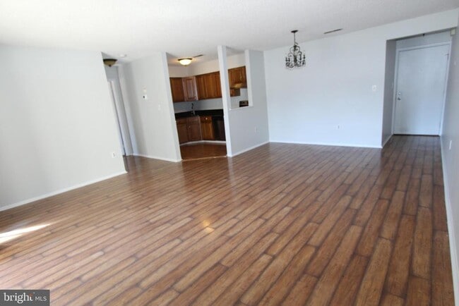 Building Photo - 2315 Aspen Dr