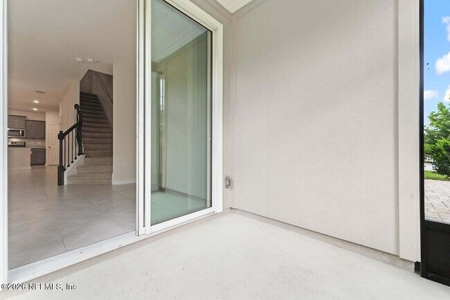 Building Photo - 49 Coastline Wy