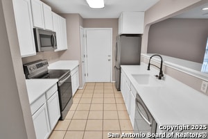 Building Photo - 1703 Desert Willow