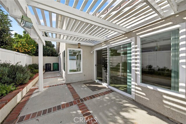 Building Photo - 3 Silver Fir