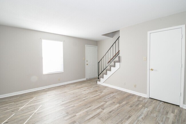Building Photo - 371-2 Peabody Drive