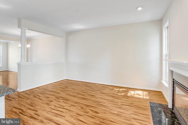 Building Photo - 15519 Exmore Ct