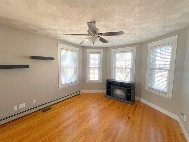 Building Photo - 112 Boston Ave