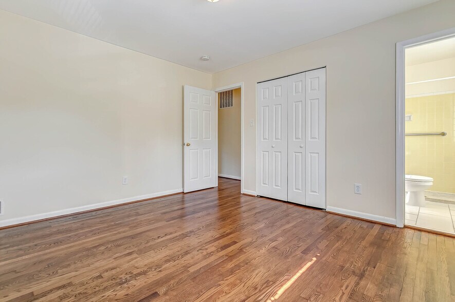 Building Photo - 8808 Patricia Ct