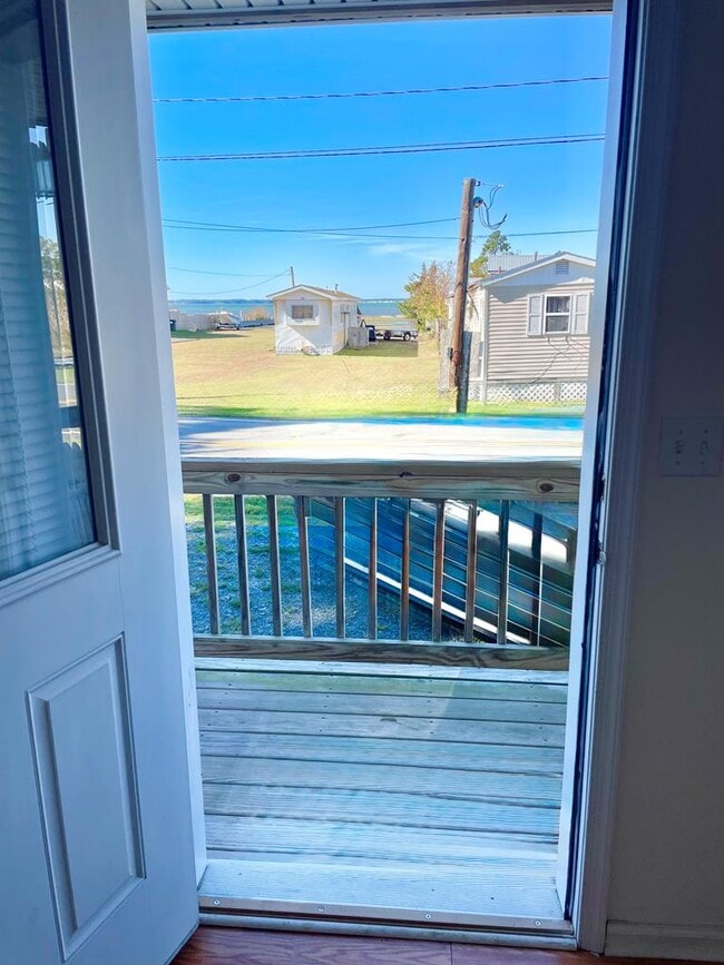 Building Photo - 5164 Main St