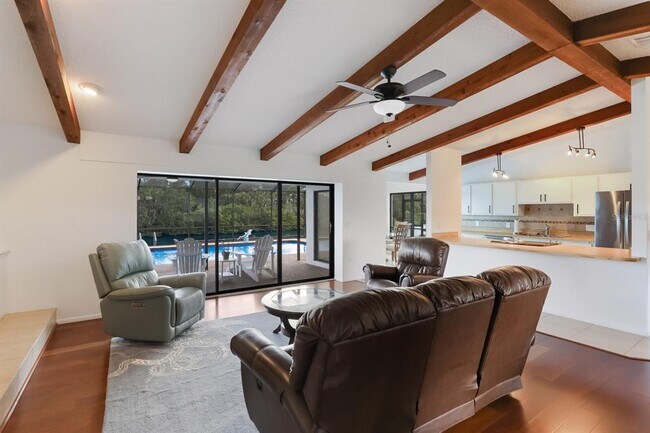Building Photo - 5424 America Dr