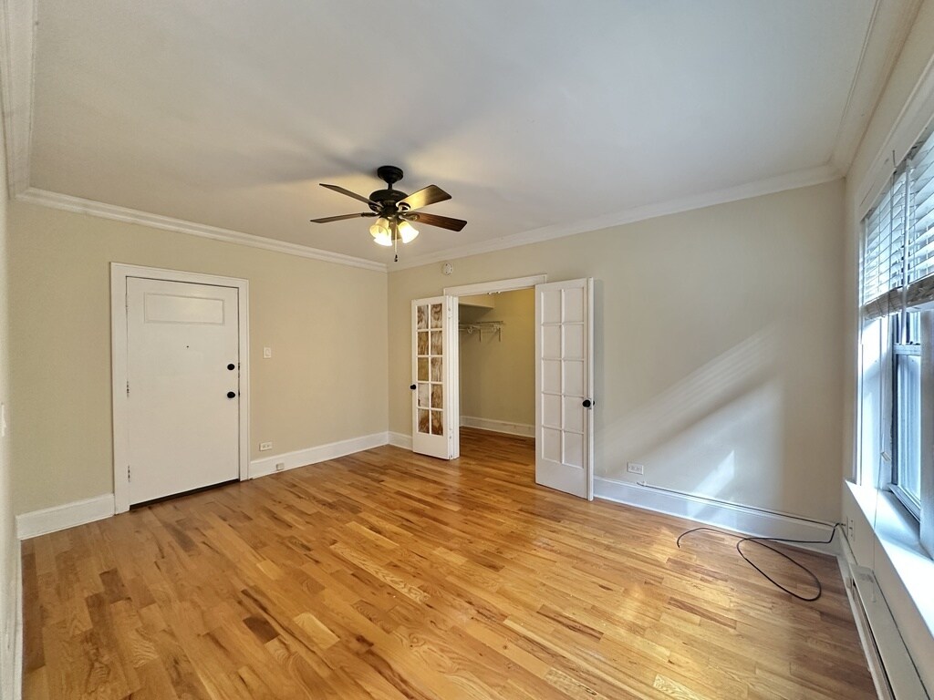 Building Photo - 4743 N Hermitage Ave