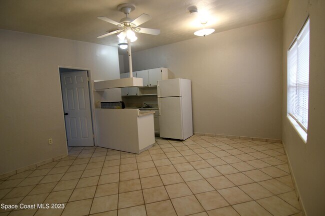 Building Photo - 105 Palmetto Ave