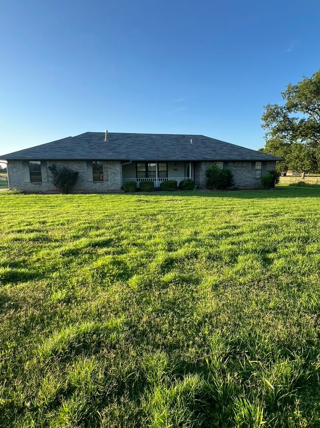 Building Photo - 1405 Fuller Ave