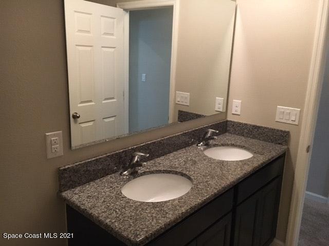 Building Photo - 3080 Louetta Cir