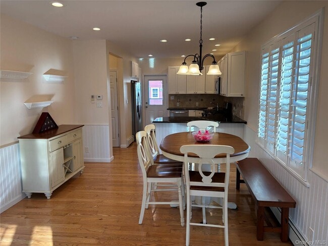 Building Photo - 536 N 6th St