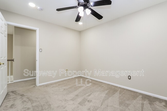 Building Photo - 1 Elkington Dr