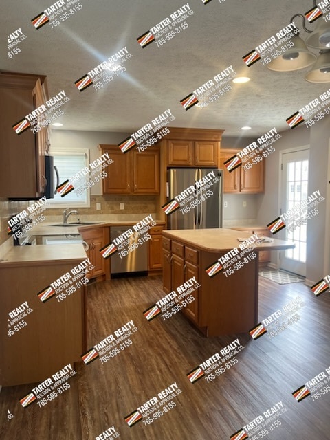 Building Photo - 1608 S Stapleton Dr