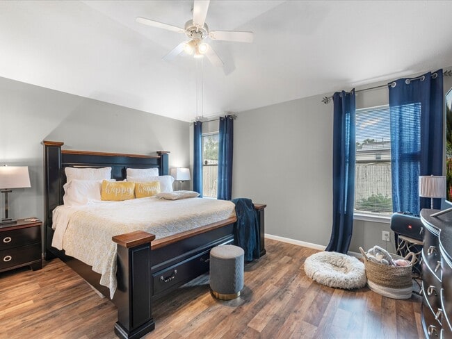 Building Photo - 19527 Billineys Park Dr