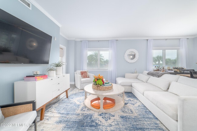 Building Photo - 525 3rd St N