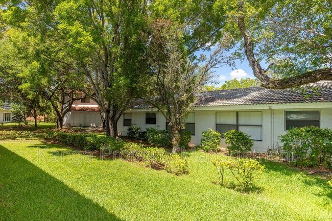 Building Photo - 3525 NW 114th Ln