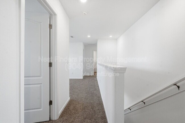 Building Photo - 190 Ardila Cir
