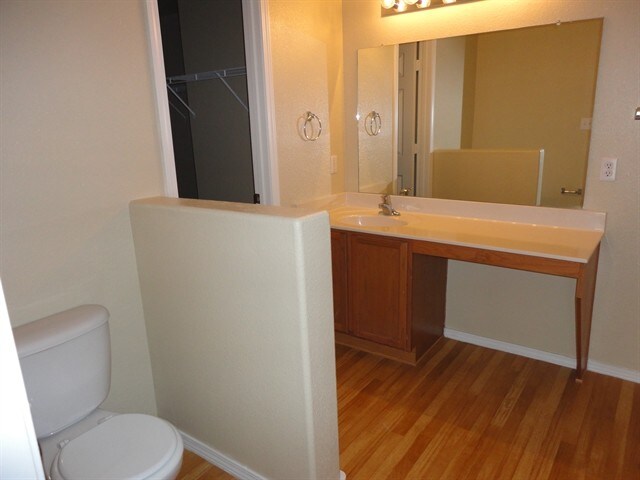 Building Photo - 5068 Westfield Dr NE