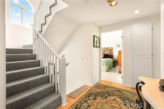 Building Photo - 1827 Barry Ave