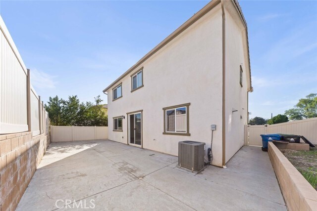 Building Photo - 11640 Eldridge Ave