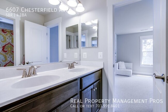 Building Photo - 6607 Chesterfield Ave