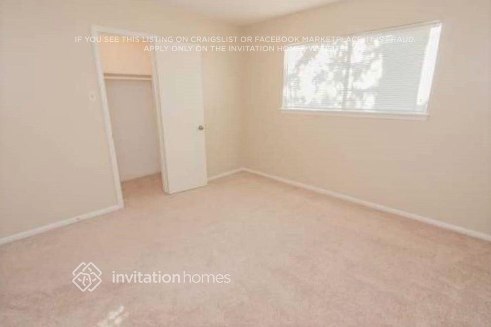 Building Photo - 16303 Fox Crossing Ln