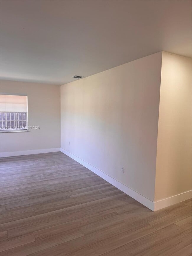 Building Photo - 2194 SW 57th Ct