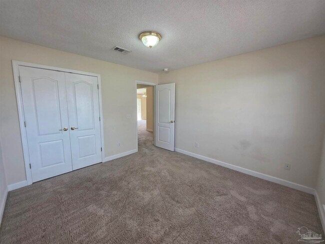 Building Photo - 720 Buoy Dr