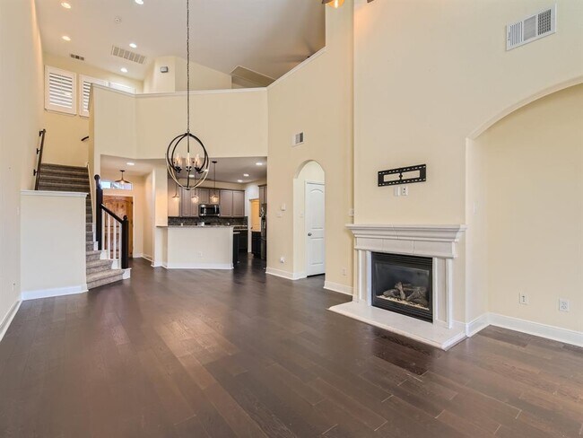Building Photo - 2210 Onion Creek Pkwy