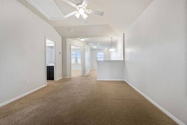 Building Photo - 711 Katmai Cir