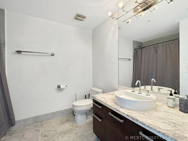 Building Photo - 244 Biscayne Blvd