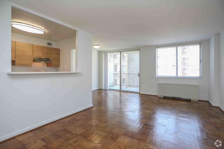 Interior Photo - The Seville