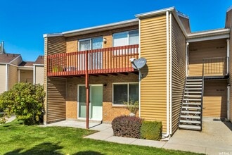 Building Photo - AWESOME GROUND FLOOR CONDO IN OREM