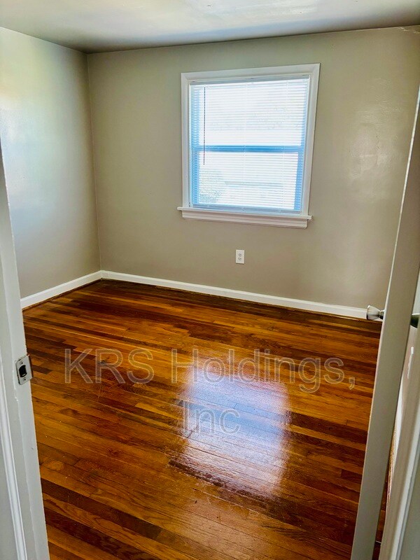 Building Photo - 5431 Remuda Dr