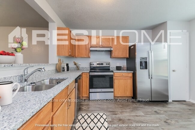 Building Photo - 1703 Red Cloud Dr