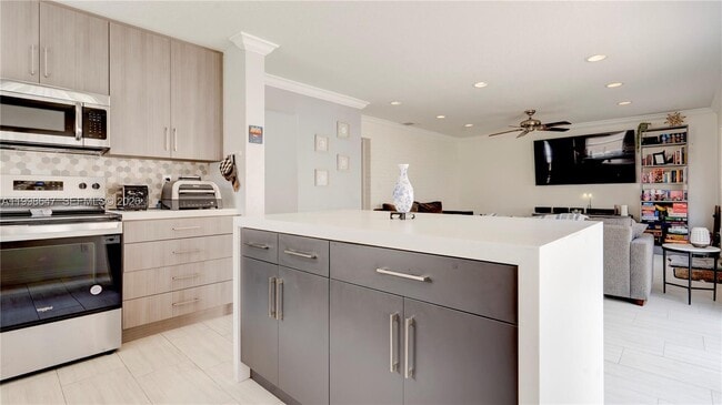 Building Photo - 1237 NW 125th Terrace