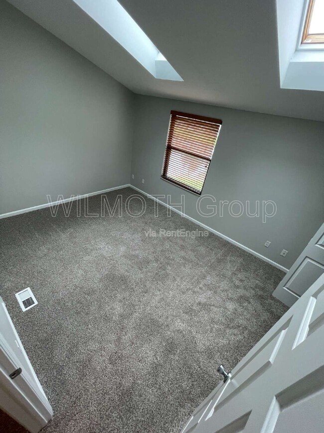 Building Photo - 8536 Hague Rd