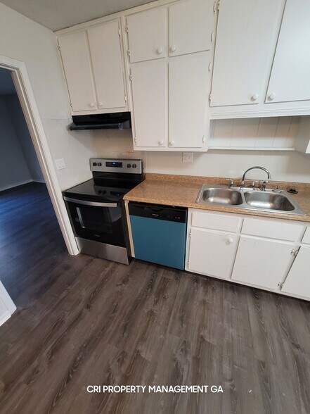 Building Photo - 5566 Rock Garden Ct NW